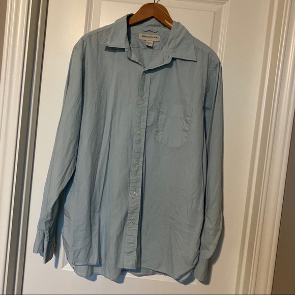 Banana Republic Light Blue Button Down Shirt - Picture 1 of 3